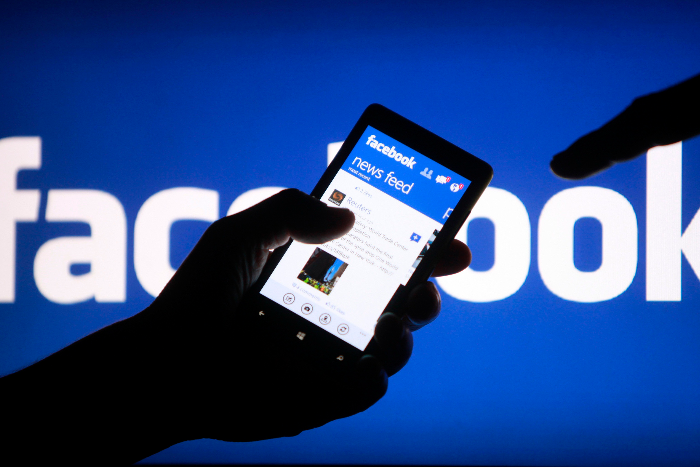 Facebook удалил более 270 постов и групп, связанных с «фабрикой троллей». Под блокировку попали «ФАН» и «Невские новости»